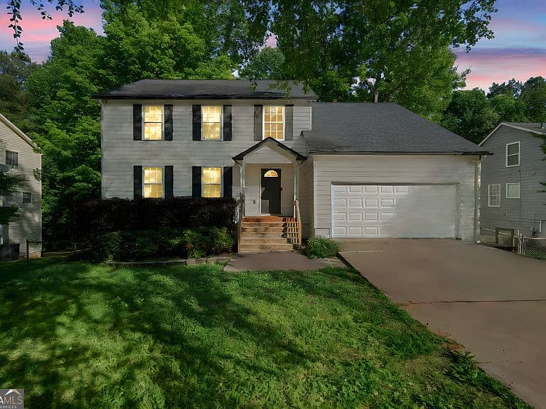 Listing photo 2
