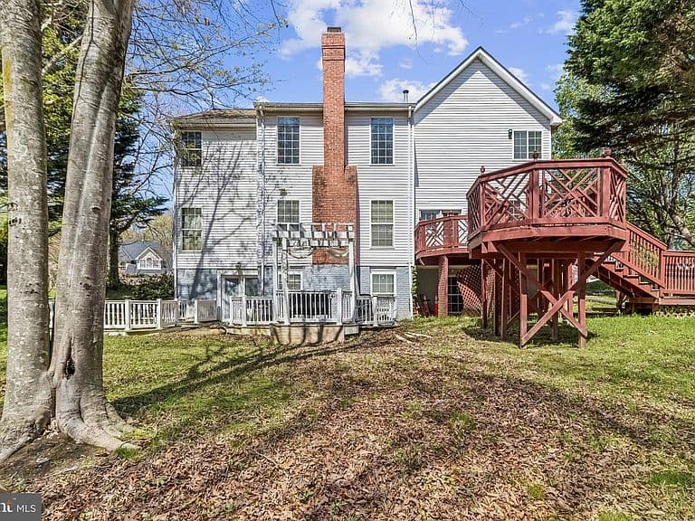 Listing photo 4