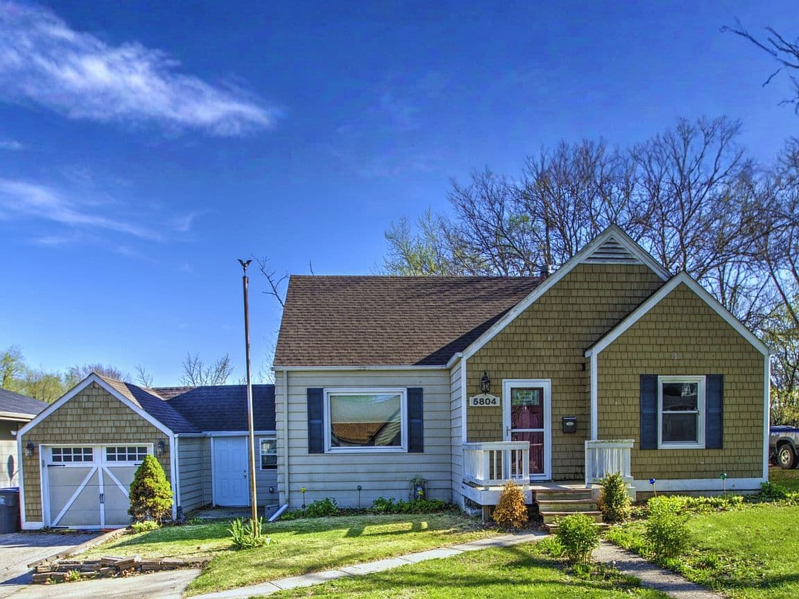 Primary listing photo