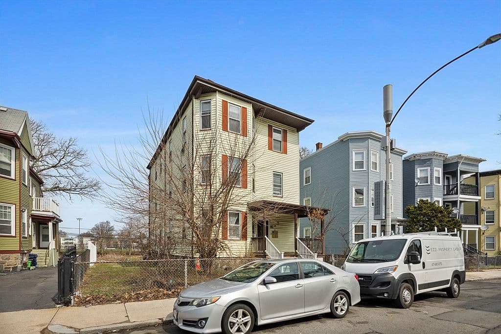 Primary listing photo