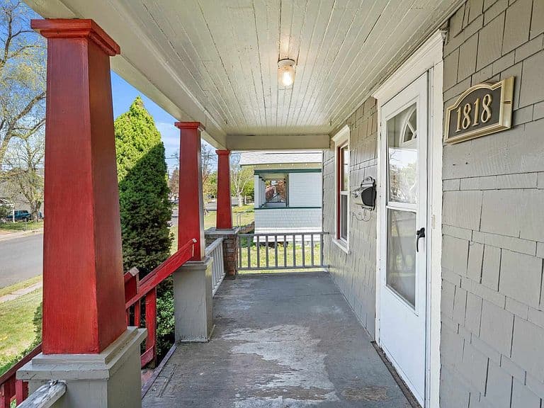 Listing photo 5