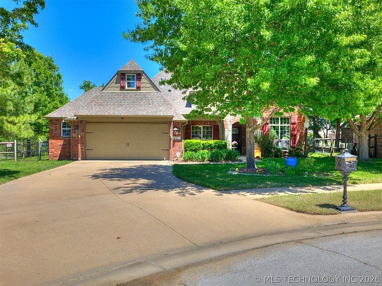 Listing photo 4