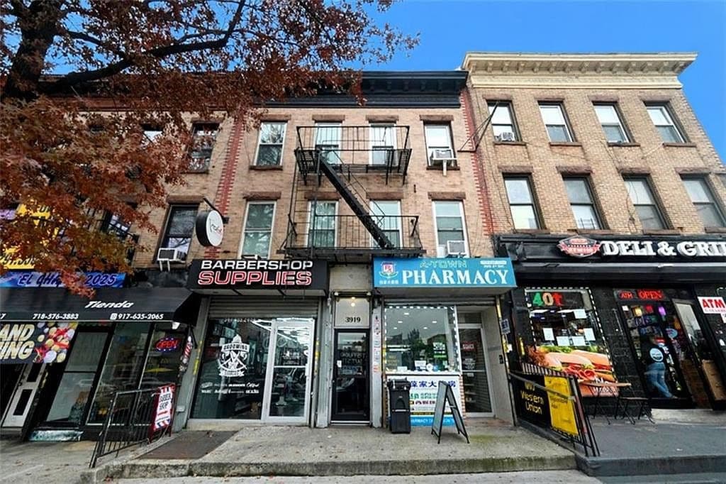 Primary listing photo