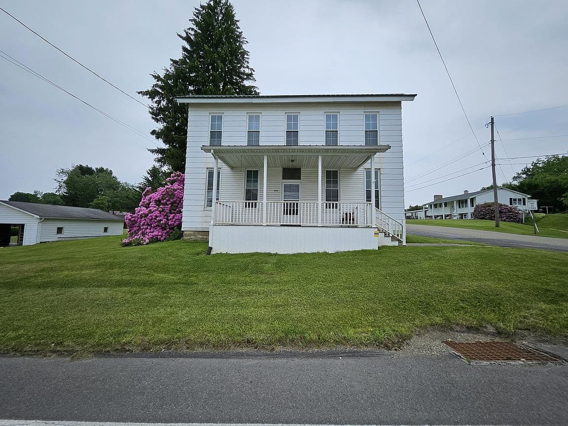 Primary listing photo