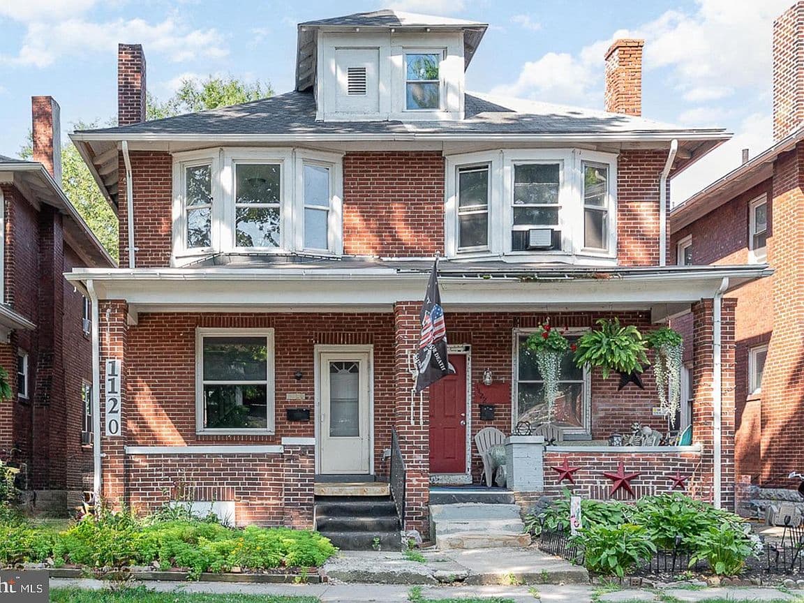 Primary listing photo