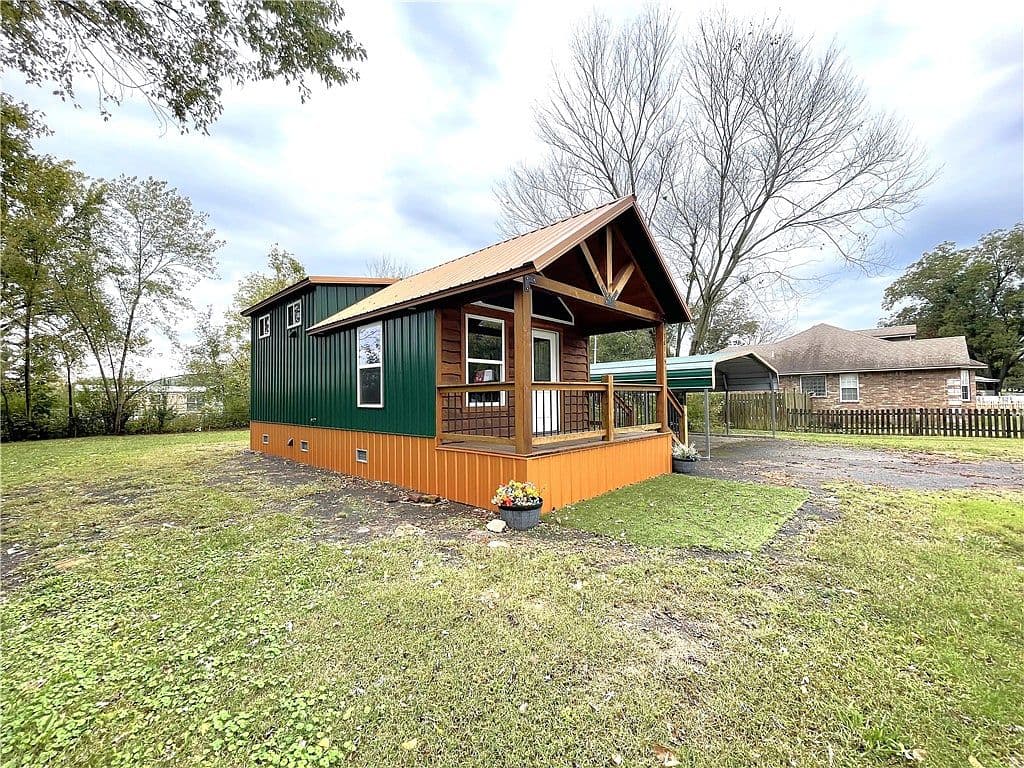 Primary listing photo