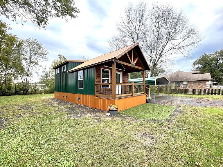 Listing photo