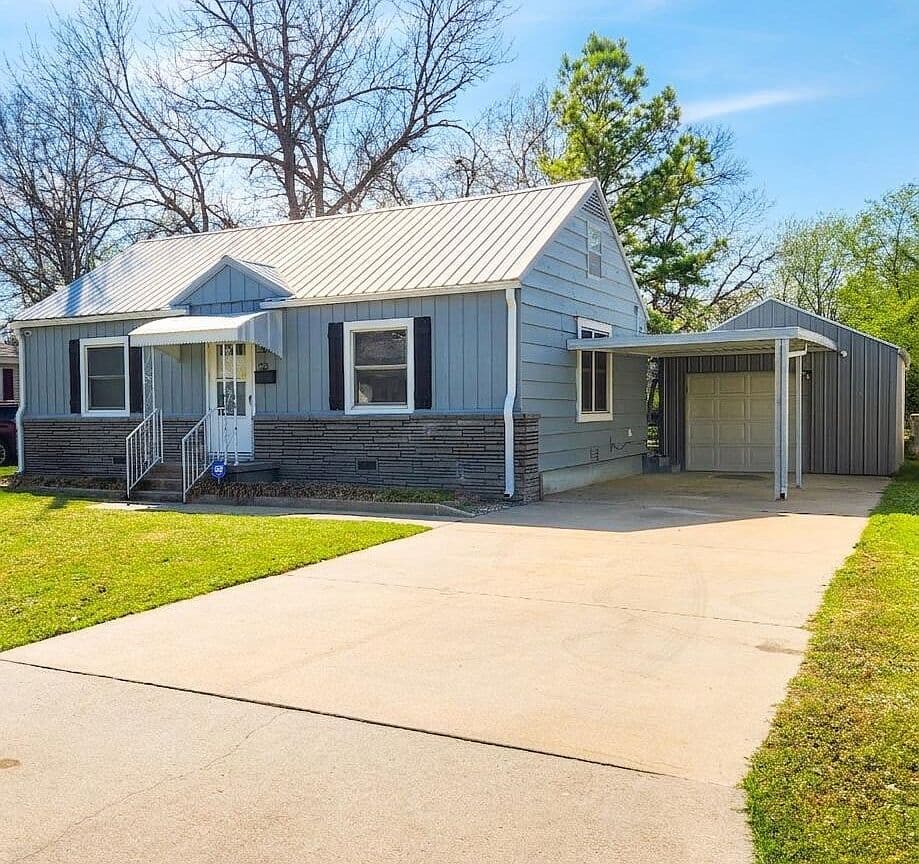 Primary listing photo