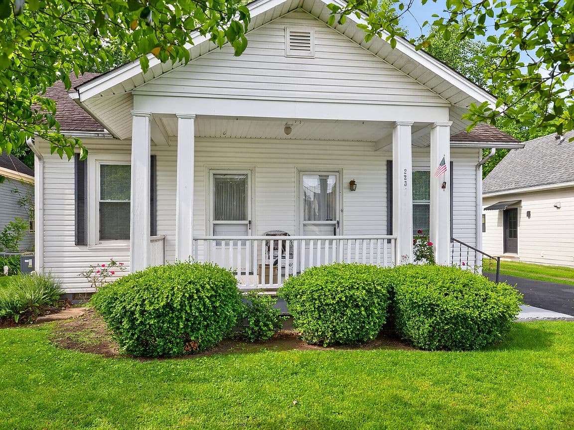 Primary listing photo