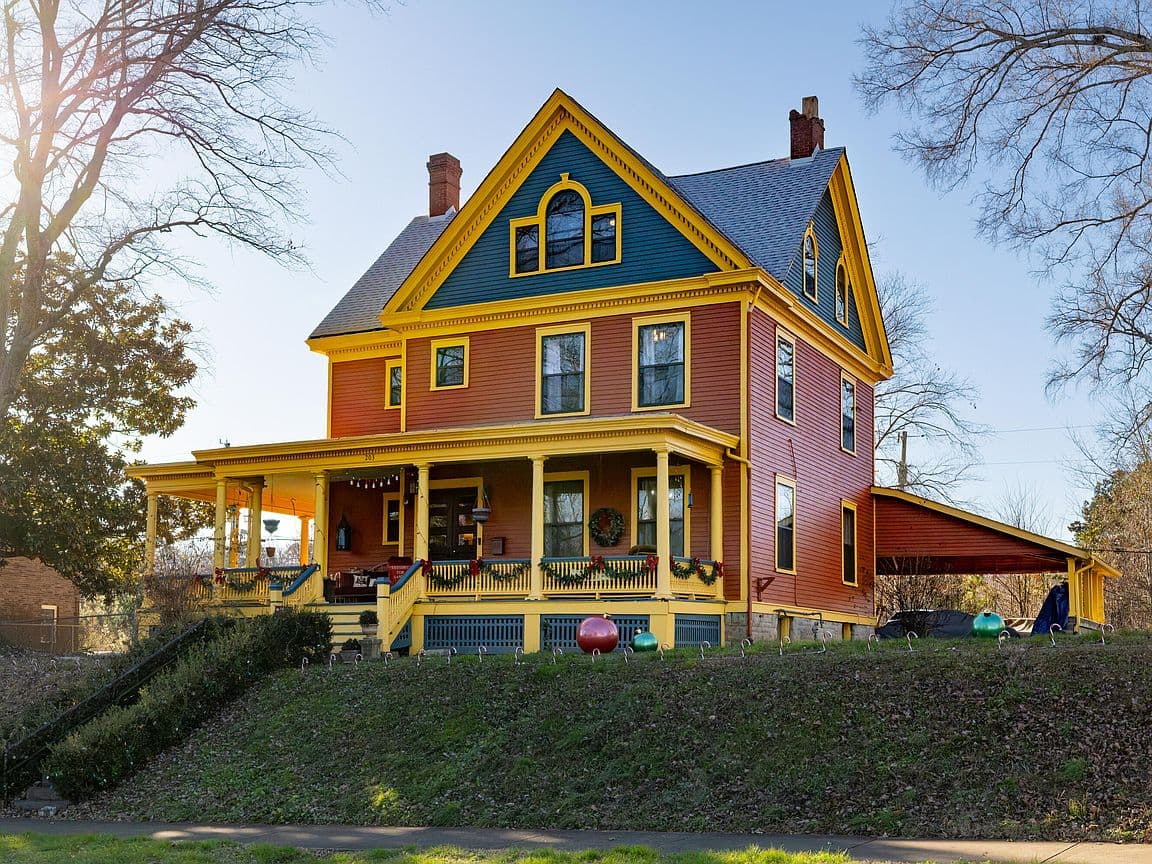 Primary listing photo