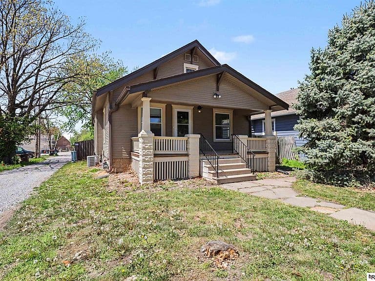 Listing photo 5