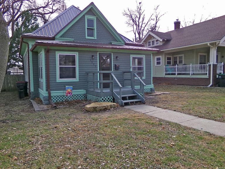 Listing photo 3