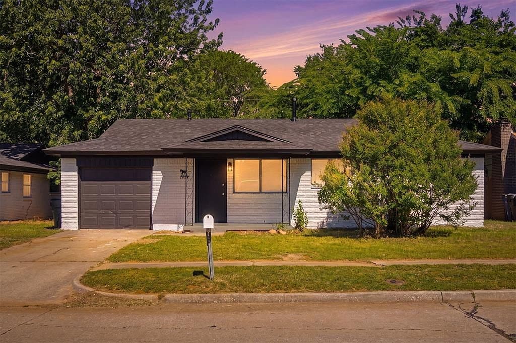 Primary listing photo