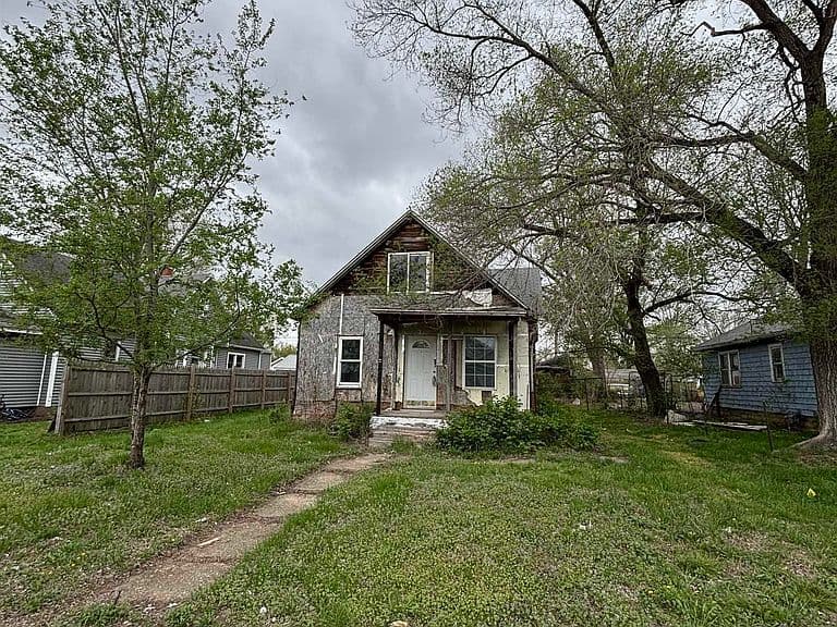 Listing photo 4