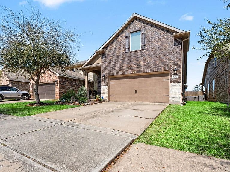 Listing photo 4