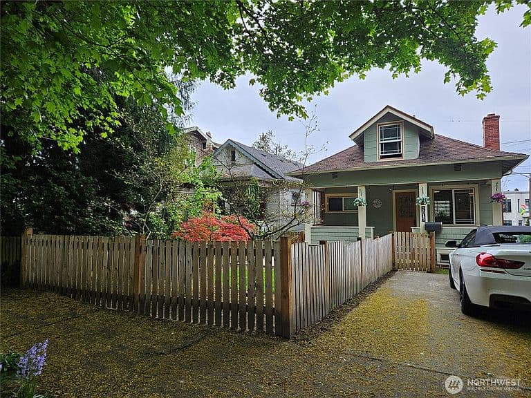 Listing photo 5
