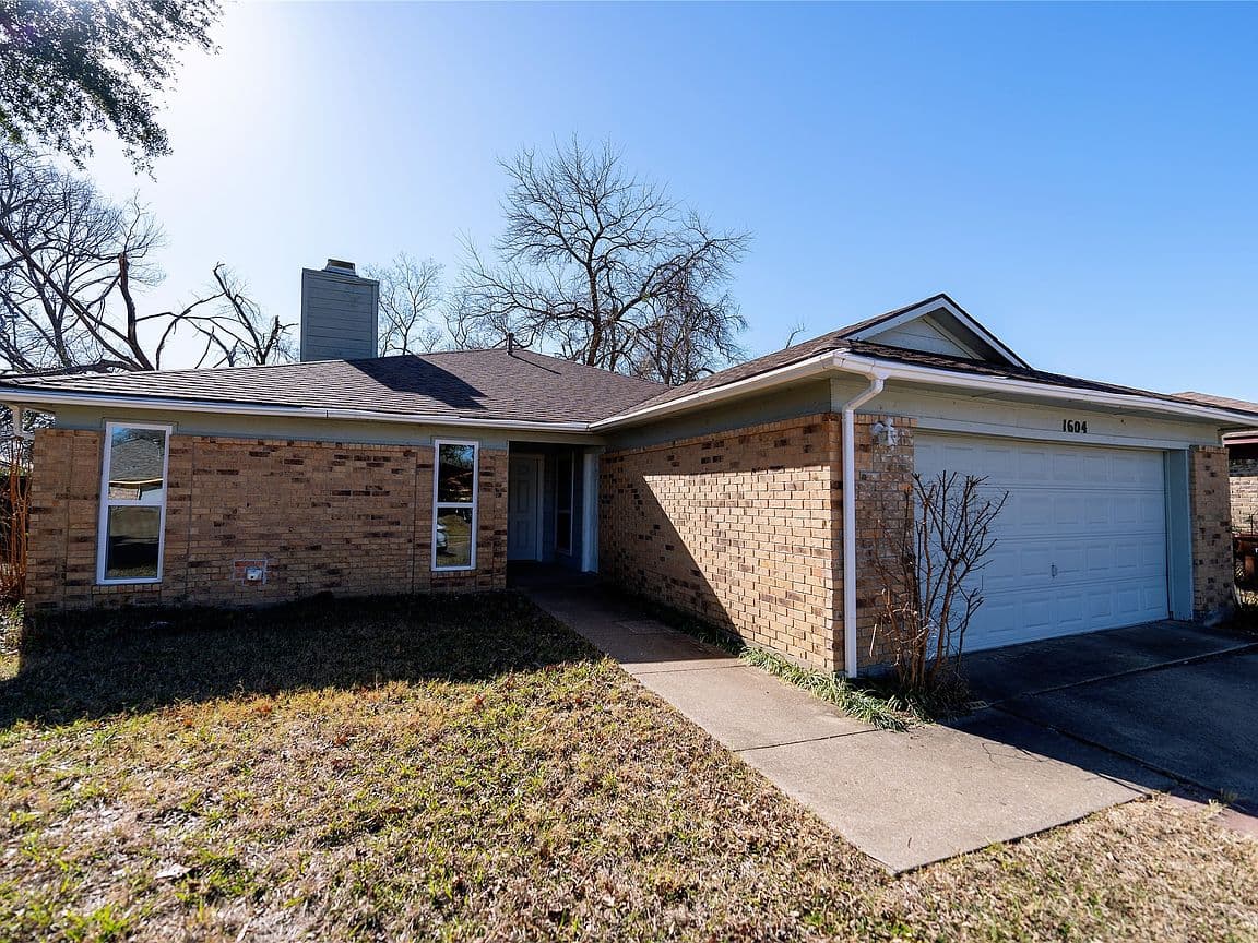 Primary listing photo