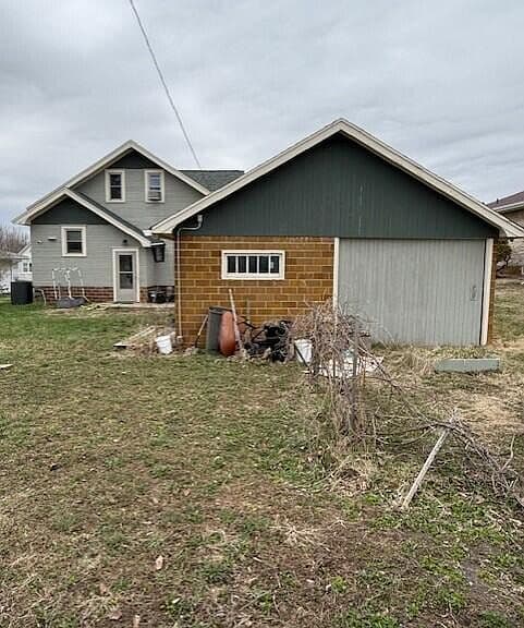 Listing photo 5