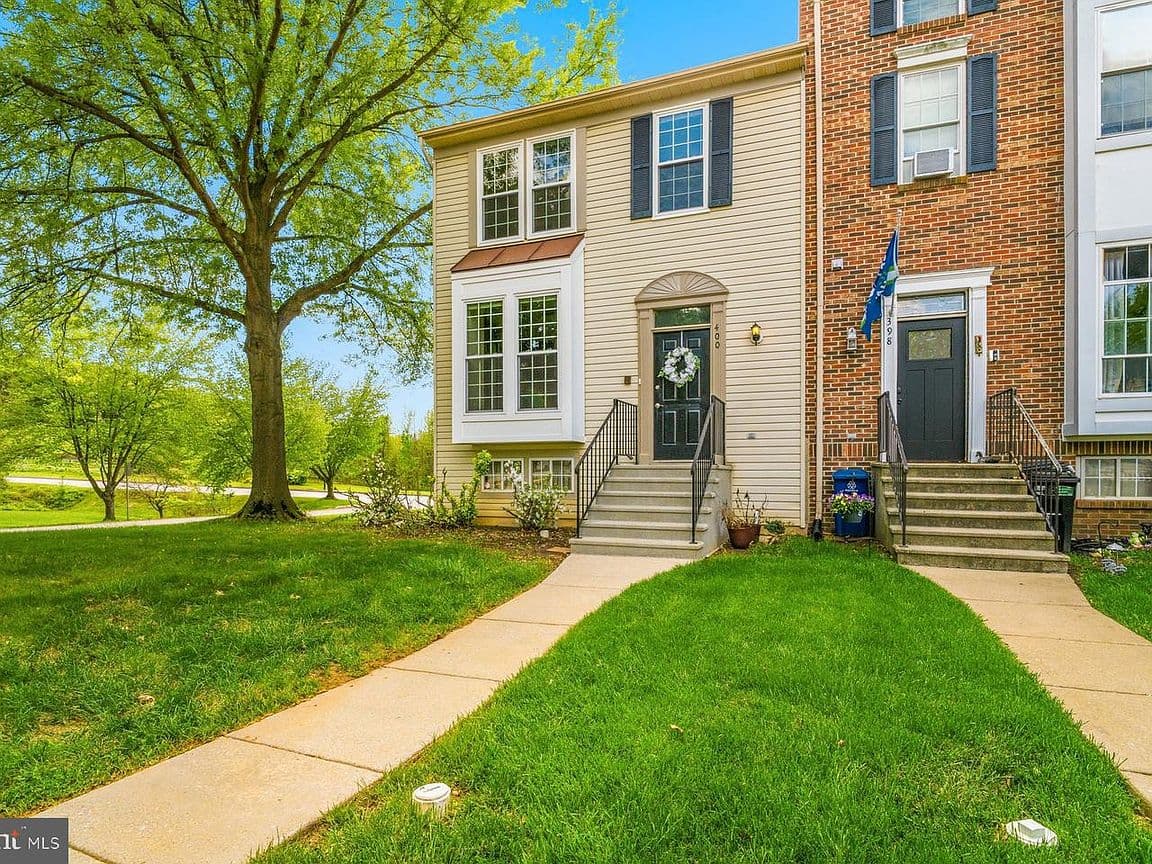Primary listing photo