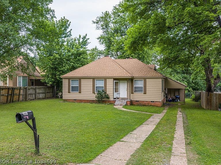 Listing photo 4
