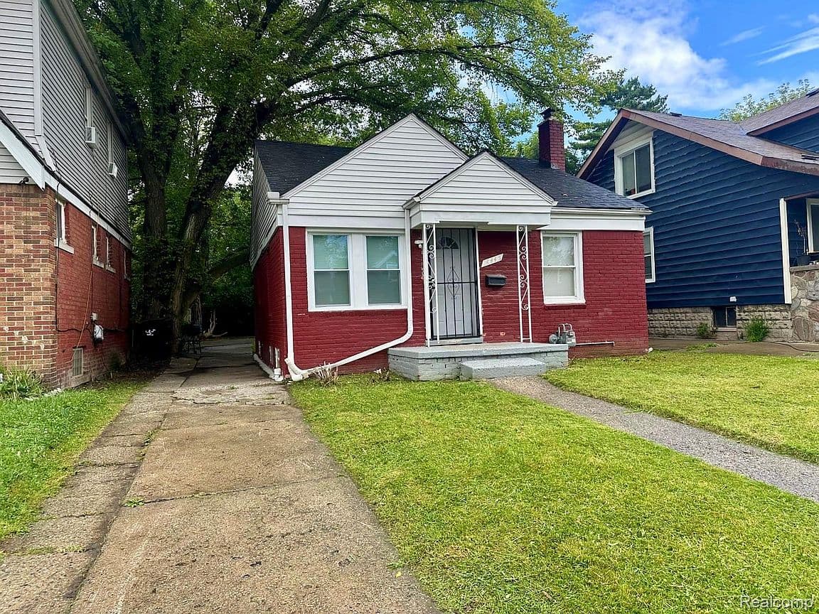 Primary listing photo