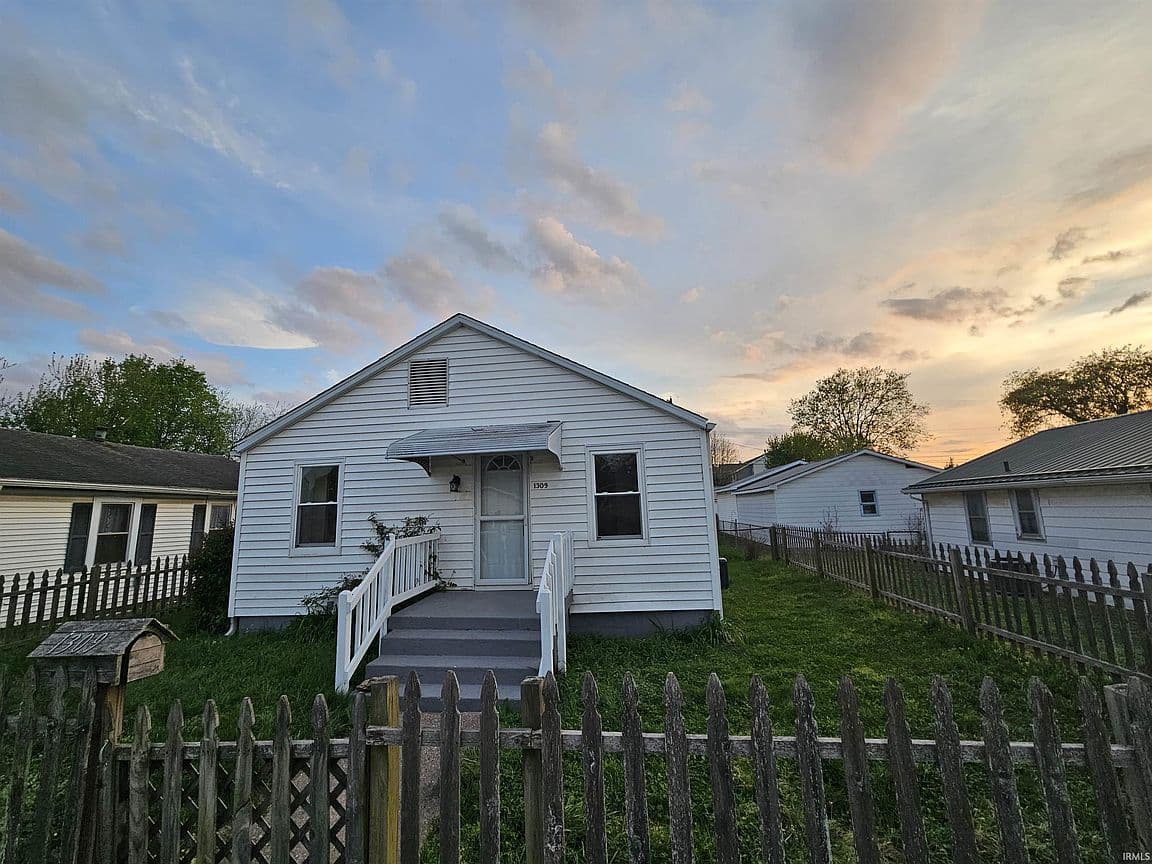 Primary listing photo