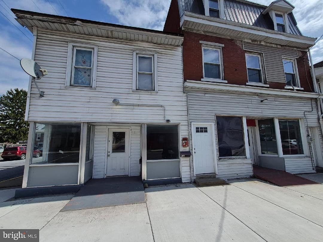 Primary listing photo