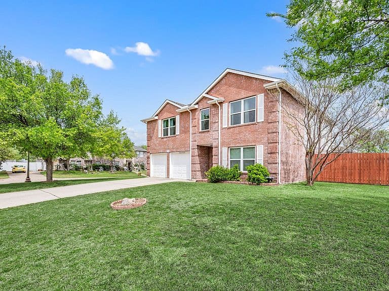 Listing photo 4