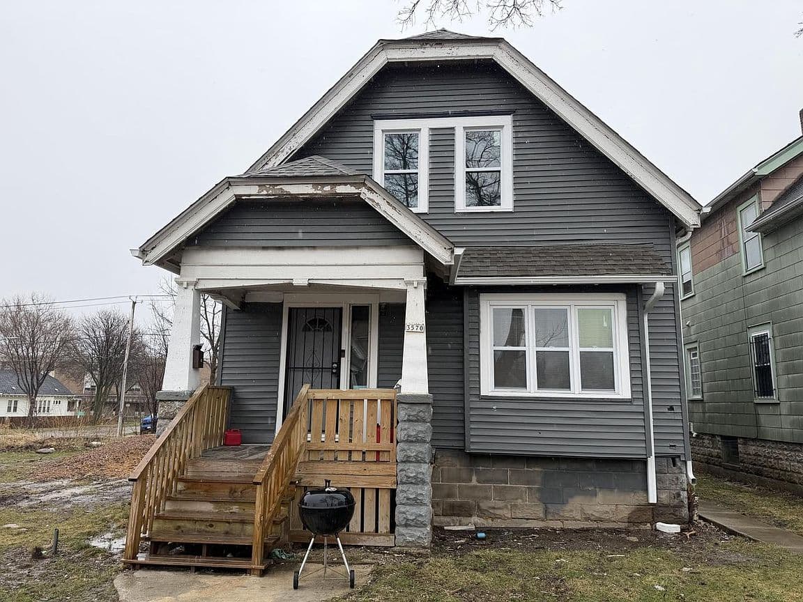 Primary listing photo