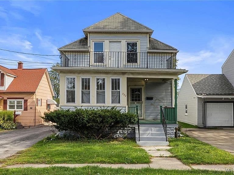 Listing photo 3