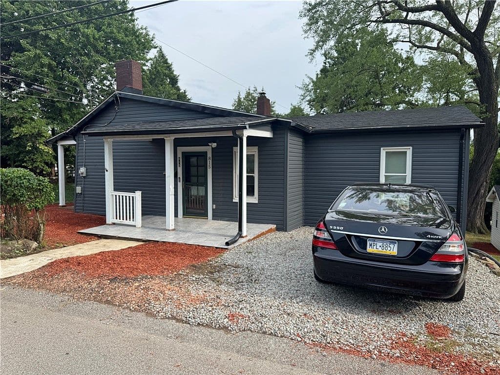 Primary listing photo