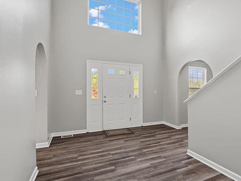 Listing photo 5