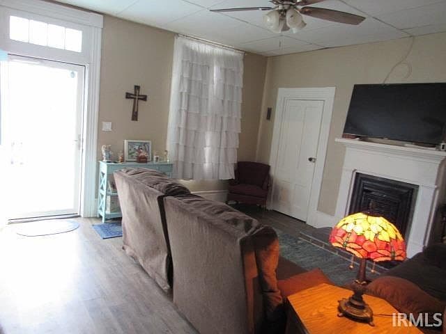 Listing photo 4