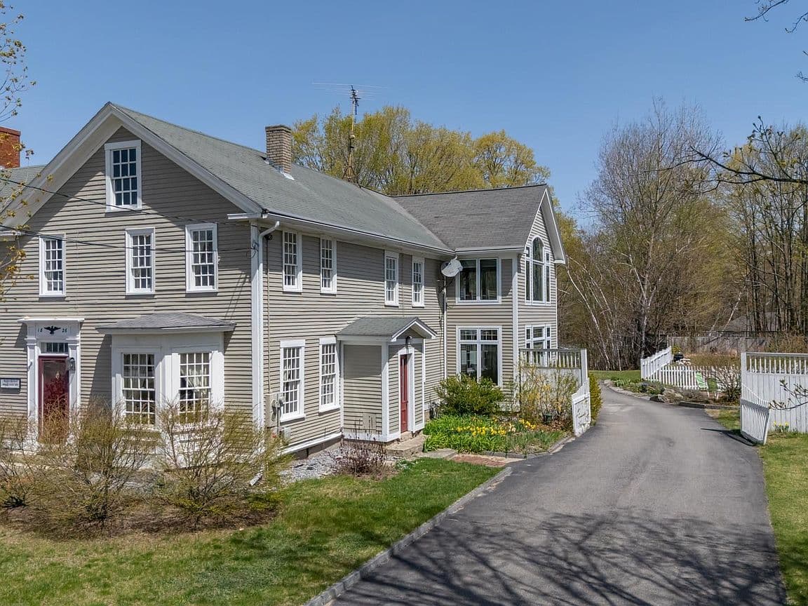 Primary listing photo