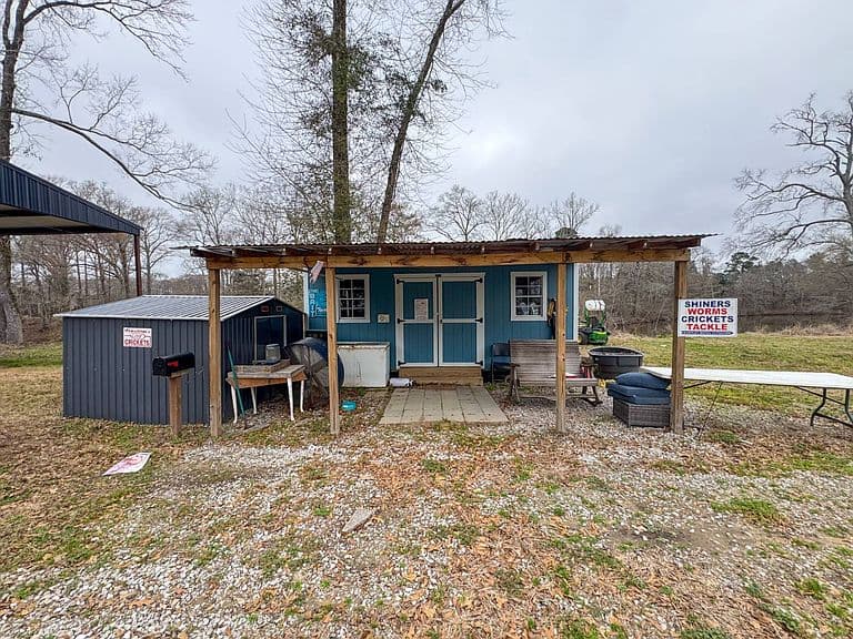 Listing photo 4