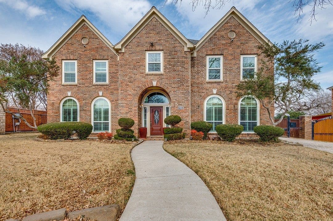 Primary listing photo