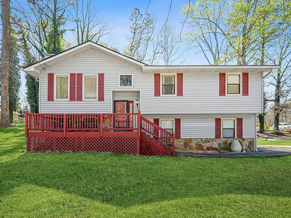 Primary listing photo