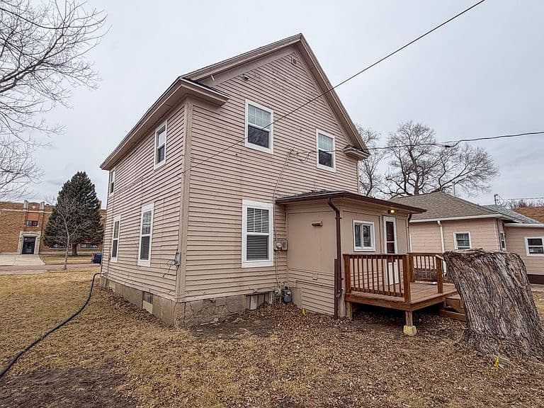 Listing photo 4