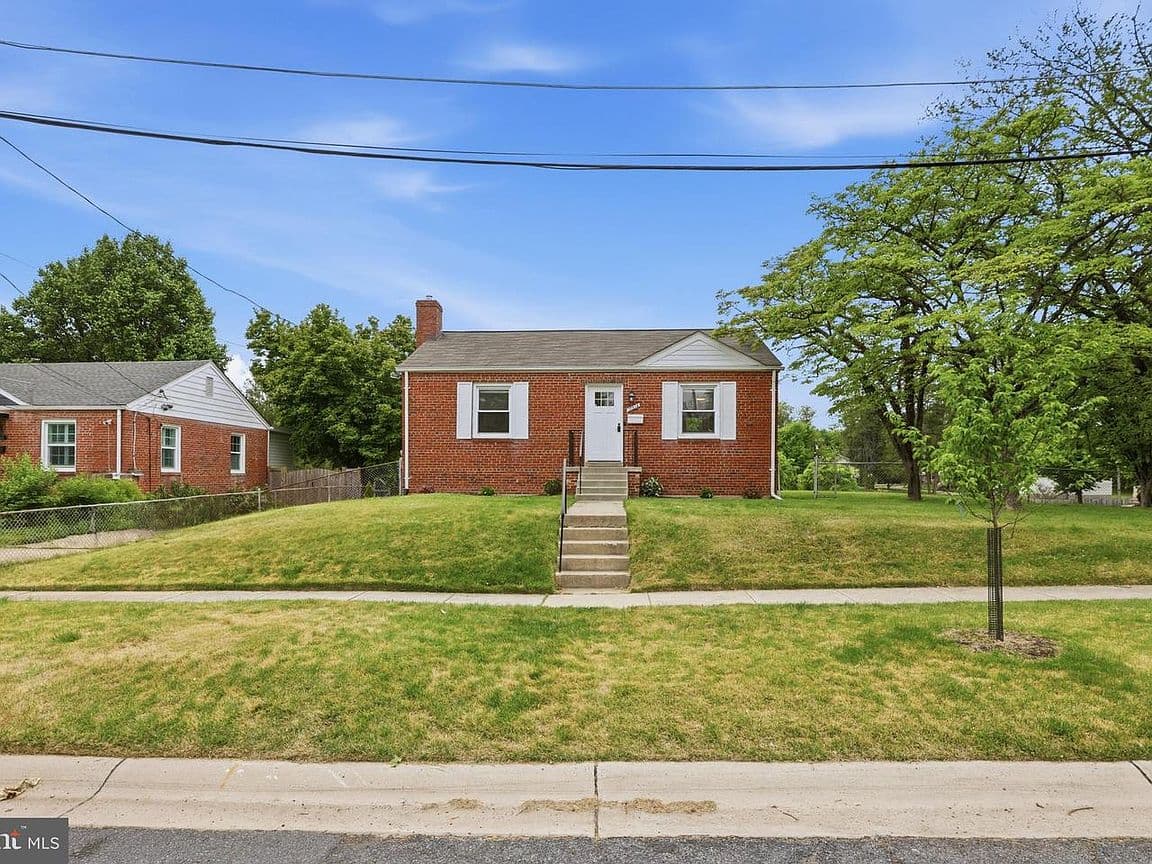 Primary listing photo