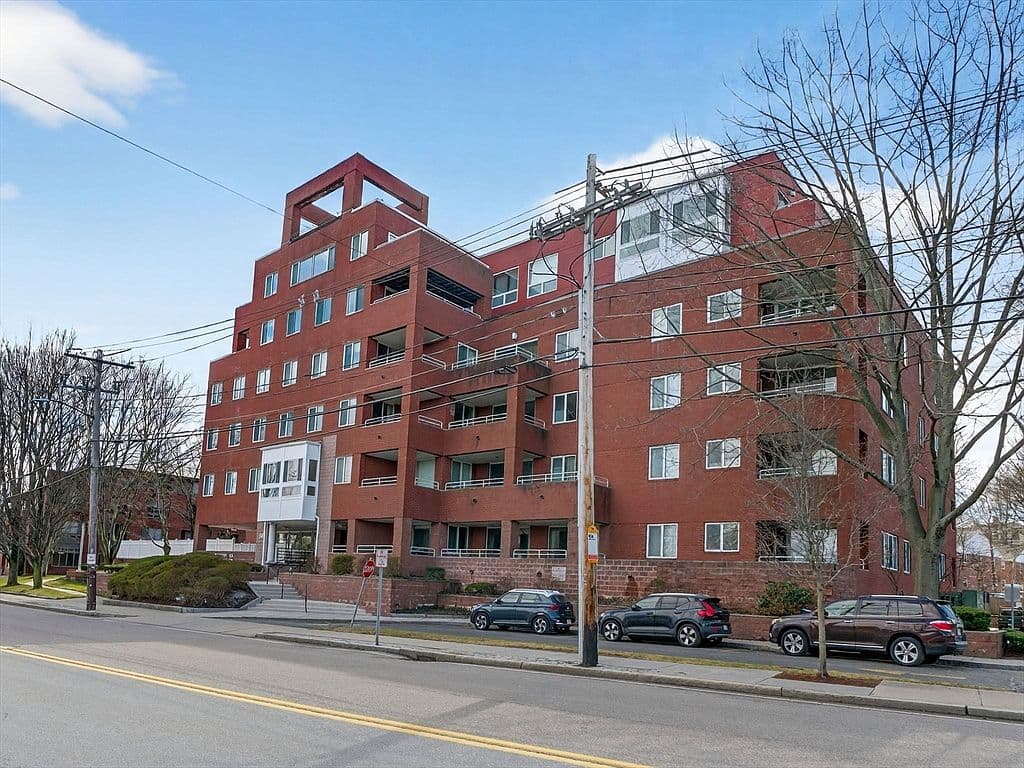 Primary listing photo