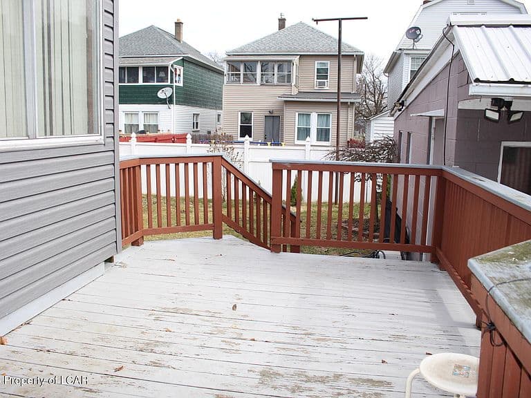Listing photo 5