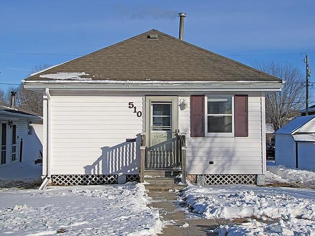Listing photo 2