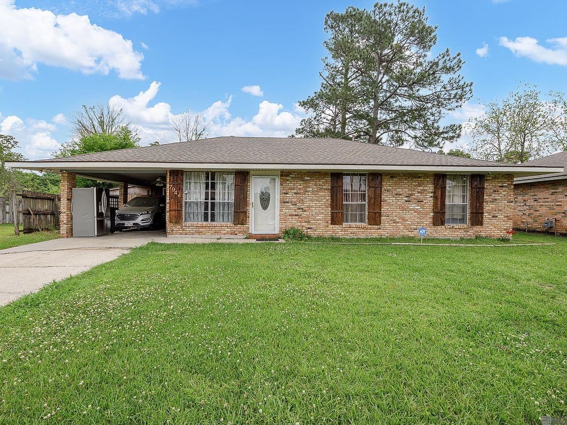 Primary listing photo