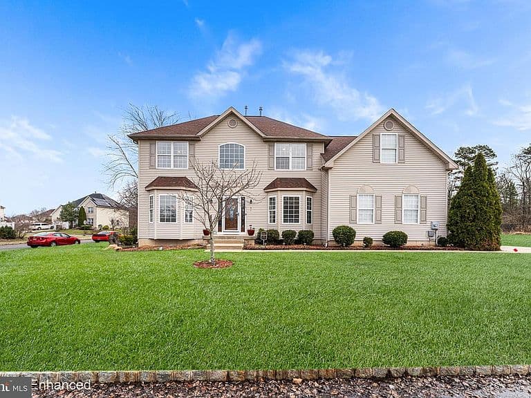 Listing photo
