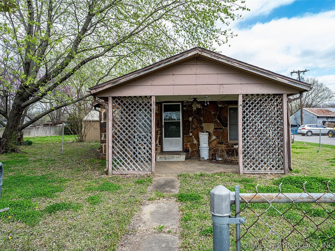Primary listing photo