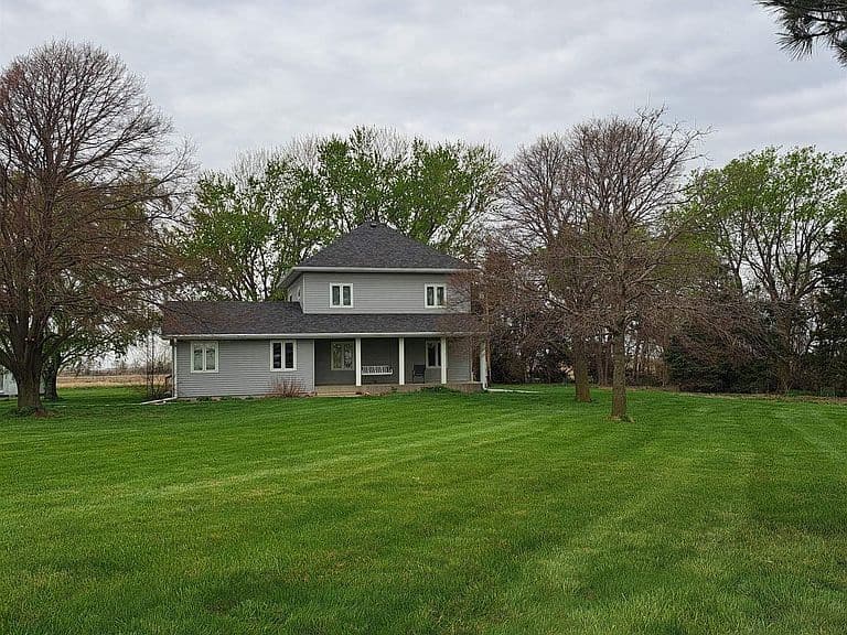 Listing photo 4