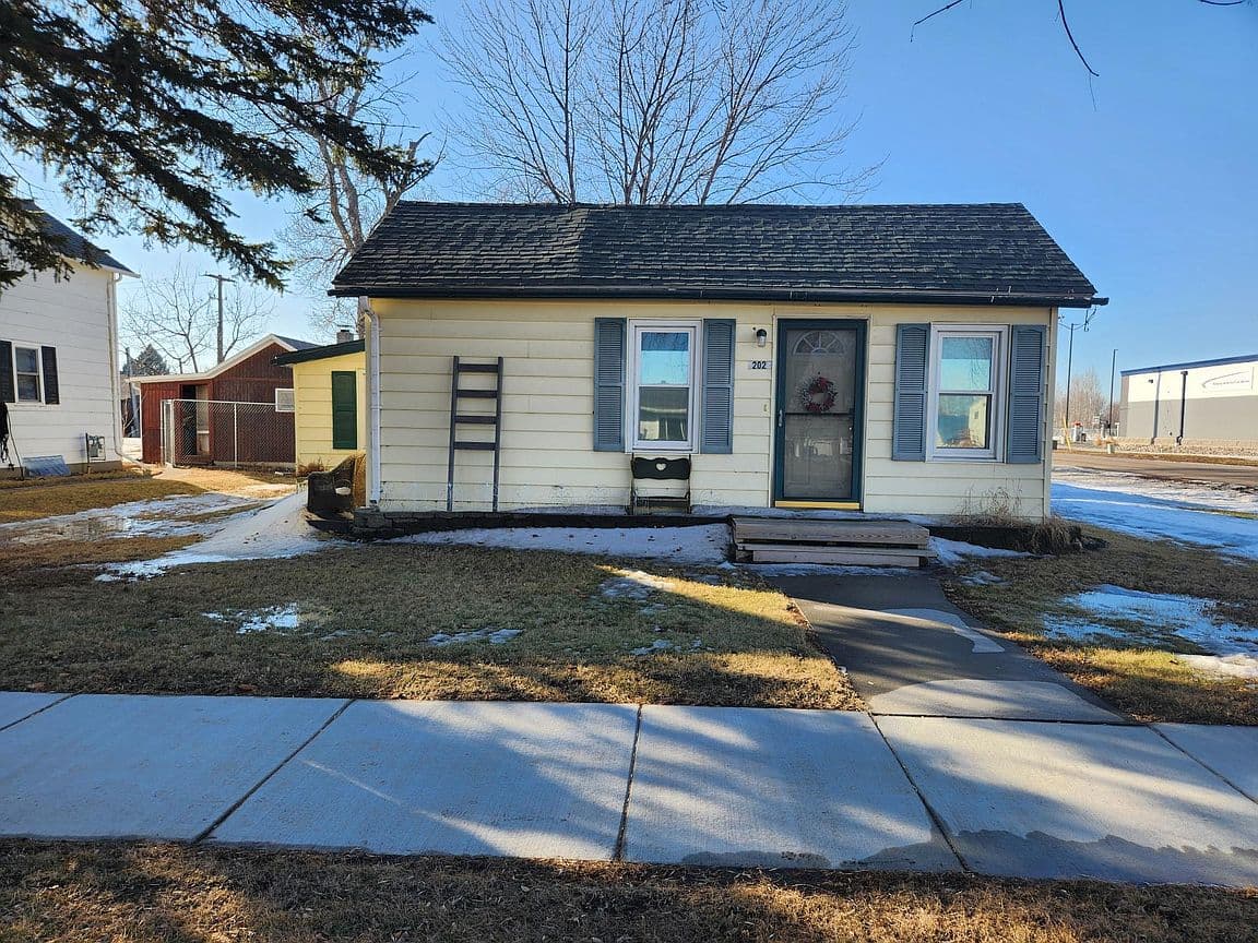 Primary listing photo