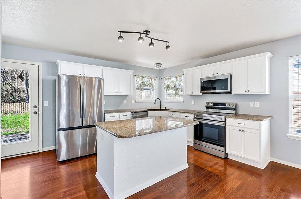 Primary listing photo