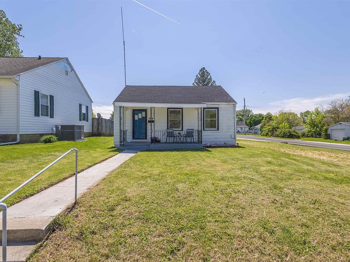 Primary listing photo