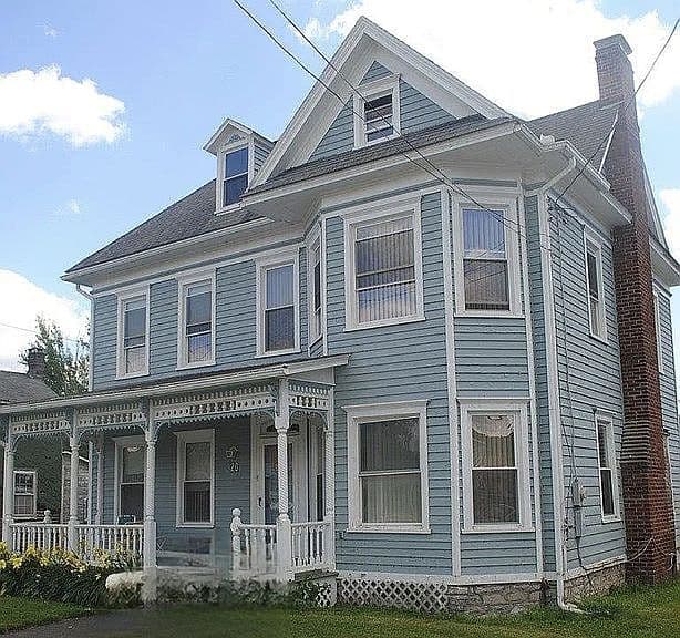 Listing photo
